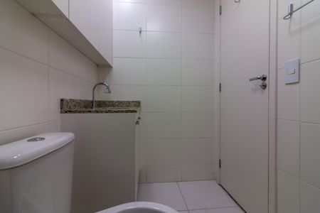 Apartamento à venda com 33m², 1 quarto e sem vaga Apartamento à venda com 33m², 1 quarto e sem vagaBanheiro da Suíte