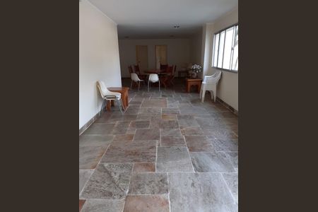 Apartamento à venda com 160m², 3 quartos e 3 vagas Apartamento à venda com 160m², 3 quartos e 3 vagasSalão de Festas