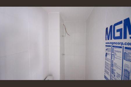 Apartamento à venda com 32m², 2 quartos e sem vaga Apartamento à venda com 32m², 2 quartos e sem vagaBanheiro