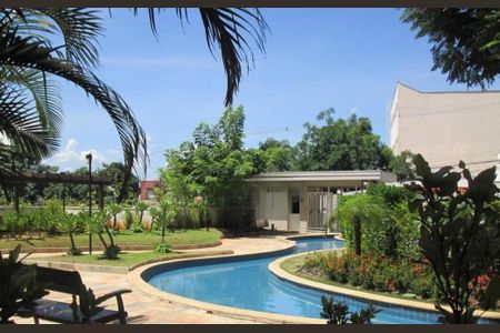 Apartamento à venda com 64m², 2 quartos e 2 vagas Apartamento à venda com 64m², 2 quartos e 2 vagasÁrea comum - Piscina