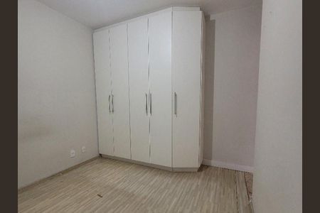Apartamento à venda com 64m², 2 quartos e 2 vagas Apartamento à venda com 64m², 2 quartos e 2 vagasSuíte