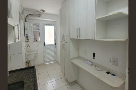 Apartamento à venda com 64m², 2 quartos e 2 vagas Apartamento à venda com 64m², 2 quartos e 2 vagasCozinha