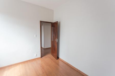 Quarto 1 de casa para alugar com 3 quartos, 190m² em Sagrada Família, Belo Horizonte