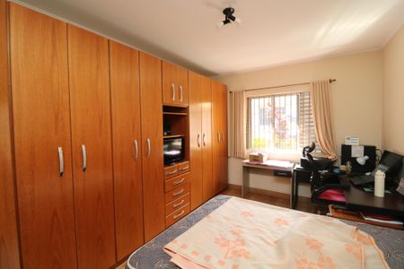 Casa à venda com 132m², 2 quartos e 4 vagasQuarto 2