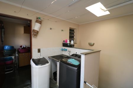 Casa à venda com 132m², 2 quartos e 4 vagasÁrea de Serviço