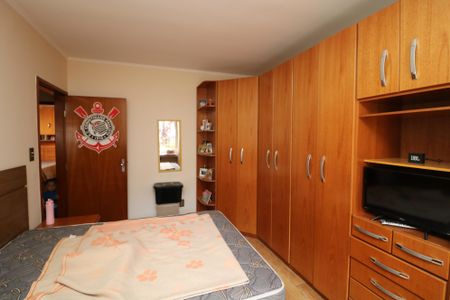 Casa à venda com 132m², 2 quartos e 4 vagasQuarto 2