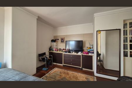 Apartamento à venda com 192m², 4 quartos e 2 vagas Apartamento à venda com 192m², 4 quartos e 2 vagasSuite