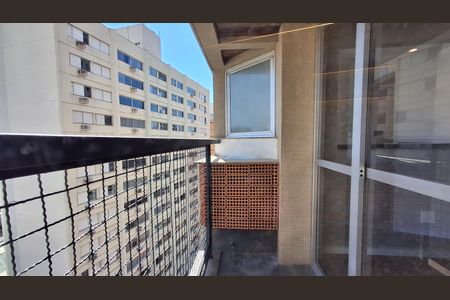 Apartamento à venda com 60m², 1 quarto e 1 vagaSacada