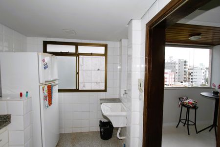 Apartamento à venda com 174m², 3 quartos e 2 vagasÁrea de Serviço