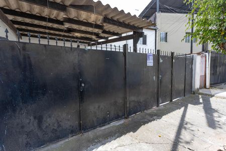 Casa à venda com 160m², 3 quartos e 2 vagas Casa à venda com 160m², 3 quartos e 2 vagasFachada + placa