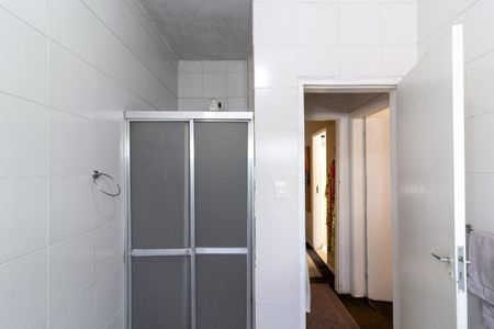 Casa à venda com 360m², 5 quartos e 3 vagas Casa à venda com 360m², 5 quartos e 3 vagasBanheiro da Suíte