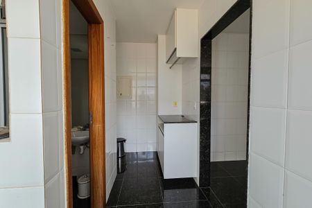 Apartamento à venda com 120m², 3 quartos e 2 vagas Apartamento à venda com 120m², 3 quartos e 2 vagasÁrea de Serviço