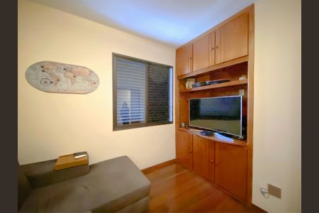Apartamento à venda com 130m², 4 quartos e 2 vagas Apartamento à venda com 130m², 4 quartos e 2 vagasQuarto 4
