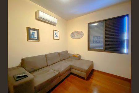 Apartamento à venda com 130m², 4 quartos e 2 vagas Apartamento à venda com 130m², 4 quartos e 2 vagasQuarto 4