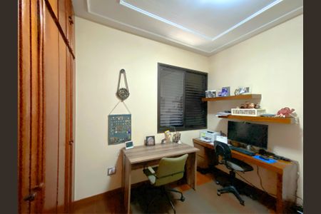 Apartamento à venda com 130m², 4 quartos e 2 vagas Apartamento à venda com 130m², 4 quartos e 2 vagasQuarto 3