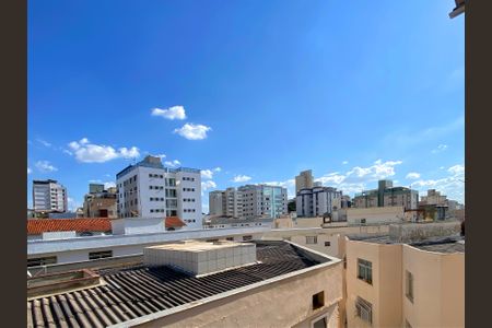 Apartamento à venda com 130m², 4 quartos e 2 vagas Apartamento à venda com 130m², 4 quartos e 2 vagasVista do Quarto 3