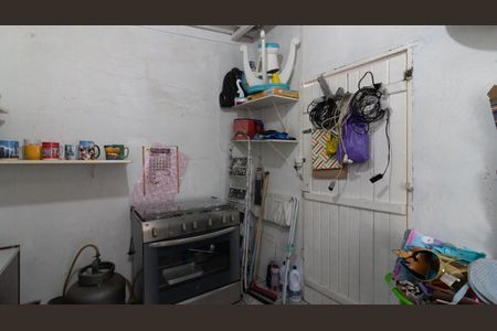 Casa à venda com 168m², 2 quartos e 2 vagas Casa à venda com 168m², 2 quartos e 2 vagasQuarto de Serviço