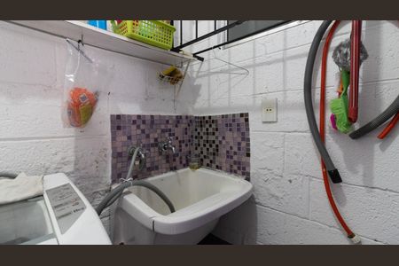 Casa à venda com 168m², 2 quartos e 2 vagas Casa à venda com 168m², 2 quartos e 2 vagasÁrea de Serviço