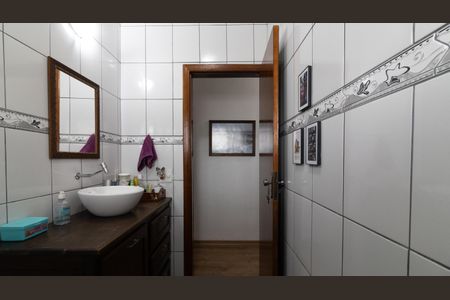 Casa à venda com 168m², 2 quartos e 2 vagas Casa à venda com 168m², 2 quartos e 2 vagasBanheiro Social