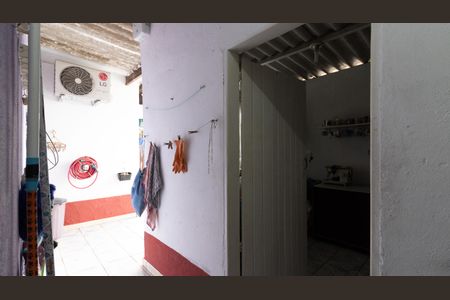 Casa à venda com 168m², 2 quartos e 2 vagas Casa à venda com 168m², 2 quartos e 2 vagasÁrea de Serviço