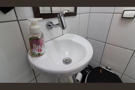 Casa à venda com 168m², 2 quartos e 2 vagas Casa à venda com 168m², 2 quartos e 2 vagasBanheiro da Suíte