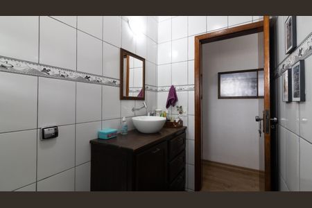 Casa à venda com 168m², 2 quartos e 2 vagas Casa à venda com 168m², 2 quartos e 2 vagasBanheiro Social