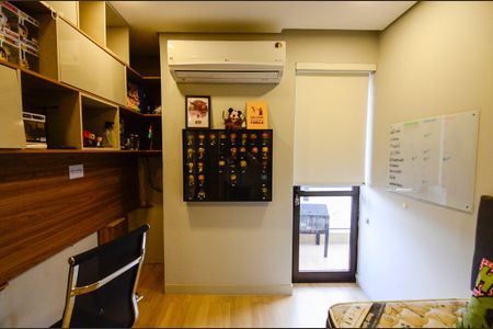 Apartamento à venda com 156m², 3 quartos e 2 vagas Apartamento à venda com 156m², 3 quartos e 2 vagasQuarto