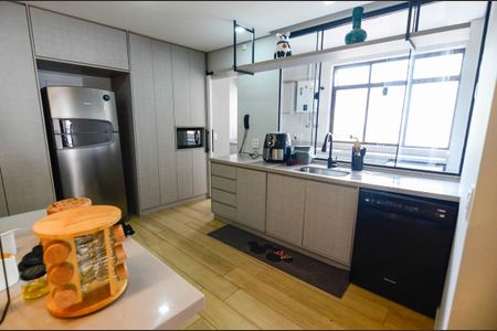 Apartamento à venda com 156m², 3 quartos e 2 vagas Apartamento à venda com 156m², 3 quartos e 2 vagasCozinha
