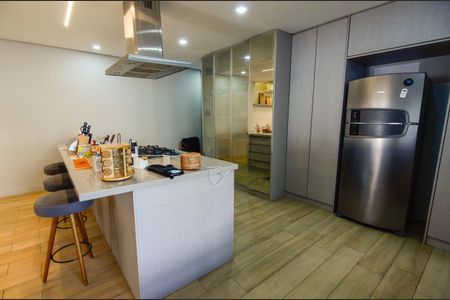 Apartamento à venda com 156m², 3 quartos e 2 vagas Apartamento à venda com 156m², 3 quartos e 2 vagasCozinha