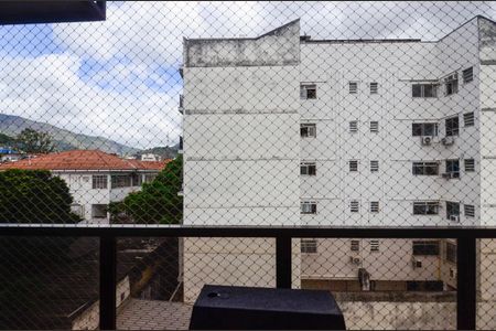 Apartamento à venda com 156m², 3 quartos e 2 vagas Apartamento à venda com 156m², 3 quartos e 2 vagasQuarto