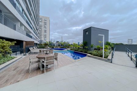 Apartamento para alugar com 115m², 3 quartos e 2 vagasÁrea comum - Piscina