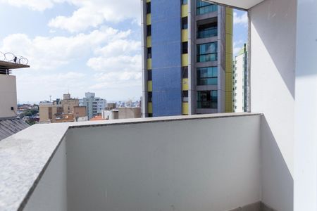 Apartamento à venda com 102m², 3 quartos e 2 vagas Apartamento à venda com 102m², 3 quartos e 2 vagasVaranda da Sala