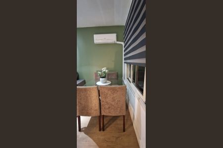 Sala de apartamento para alugar com 2 quartos, 69m² em Auxiliadora, Porto Alegre