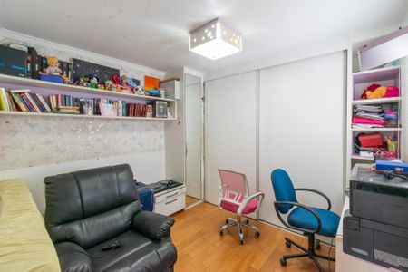 Casa de condomínio à venda com 155m², 3 quartos e 3 vagasQuarto 2