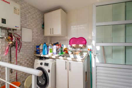 Casa de condomínio à venda com 155m², 3 quartos e 3 vagasÁrea de Serviço