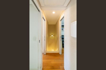 Casa de condomínio à venda com 155m², 3 quartos e 3 vagasCorredor