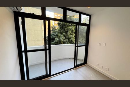 Apartamento à venda com 2 quartos, 70m² em 66, Rio de Janeiro