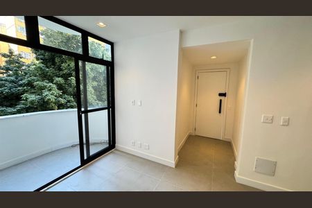 Apartamento à venda com 2 quartos, 70m² em 66, Rio de Janeiro