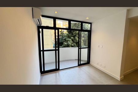 Apartamento à venda com 2 quartos, 70m² em 66, Rio de Janeiro