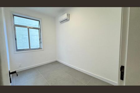 Apartamento à venda com 2 quartos, 70m² em 66, Rio de Janeiro