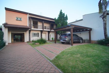 Casa à venda com 300m², 5 quartos e 2 vagasQuintal