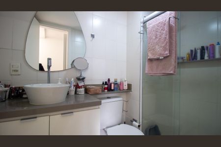 Apartamento à venda com 96m², 3 quartos e 1 vagaBanheiro da Suíte