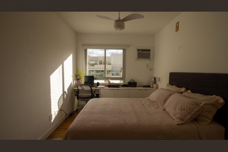 Apartamento à venda com 96m², 3 quartos e 1 vagaSuíte