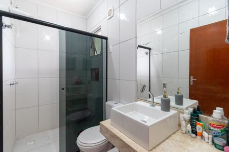 Casa à venda com 242m², 7 quartos e 4 vagasCasa 2 Banheiro