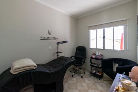 Casa à venda com 242m², 7 quartos e 4 vagasCasa 2 Quarto 3