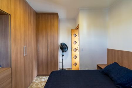 Casa à venda com 242m², 7 quartos e 4 vagasCasa 2 Quarto 1