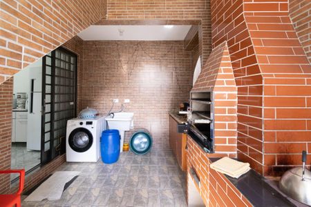 Casa à venda com 242m², 7 quartos e 4 vagasÁrea de Serviço casa 1