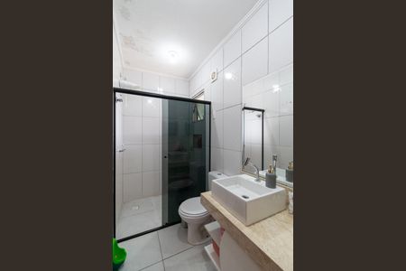 Casa à venda com 242m², 7 quartos e 4 vagasCasa 2 Banheiro