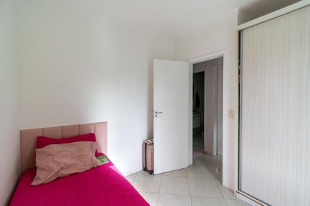 Casa à venda com 242m², 7 quartos e 4 vagasCasa 3 Quarto 1