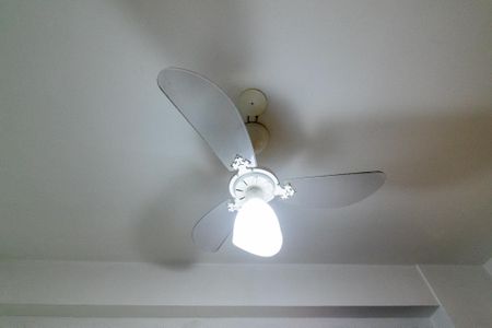 Casa à venda com 242m², 7 quartos e 4 vagasQuarto 2 casa 1